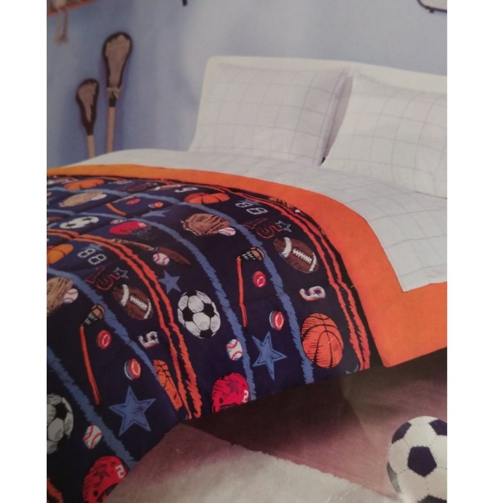 Boys Reversible Comforter with Duffle Bag - Kids Decor
